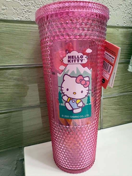 Sanrio Other - Hello Kitty Pink Tumbler with straw
